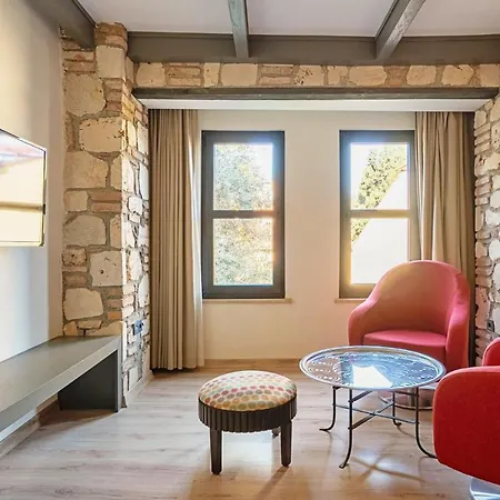 Excellent Flat Near Hadrians Gate Appartement *